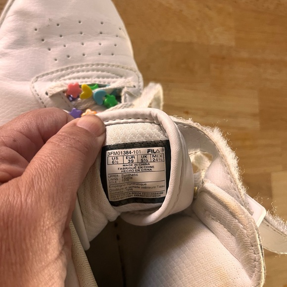 Fila hightop, tennis shoes - Picture 9 of 9